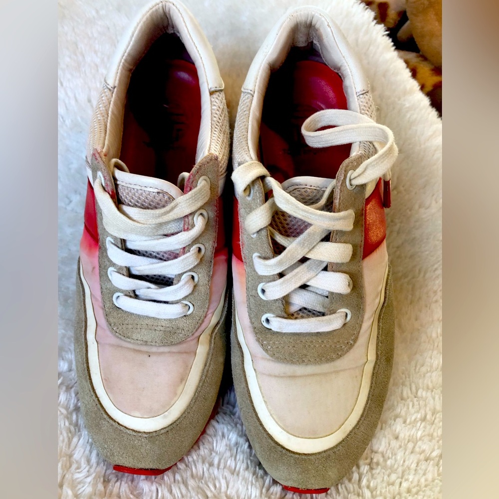 Retro shoes